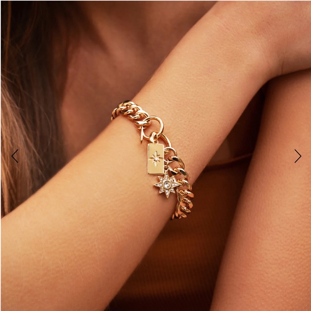 Curateur x ETTIKA Starry Charms Chain Link Bracelet 18K Gold Plated NEW in Pouch